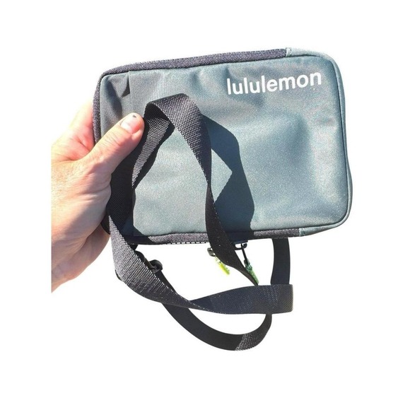 lululemon green camo belt bag Kappa Delta Everywhere NWT Lululemon Everywhere Belt Bag